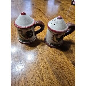 Vintage Salt & Pepper Shakers Ceramic Rooster- Chicken Bird Japan Hand Painted